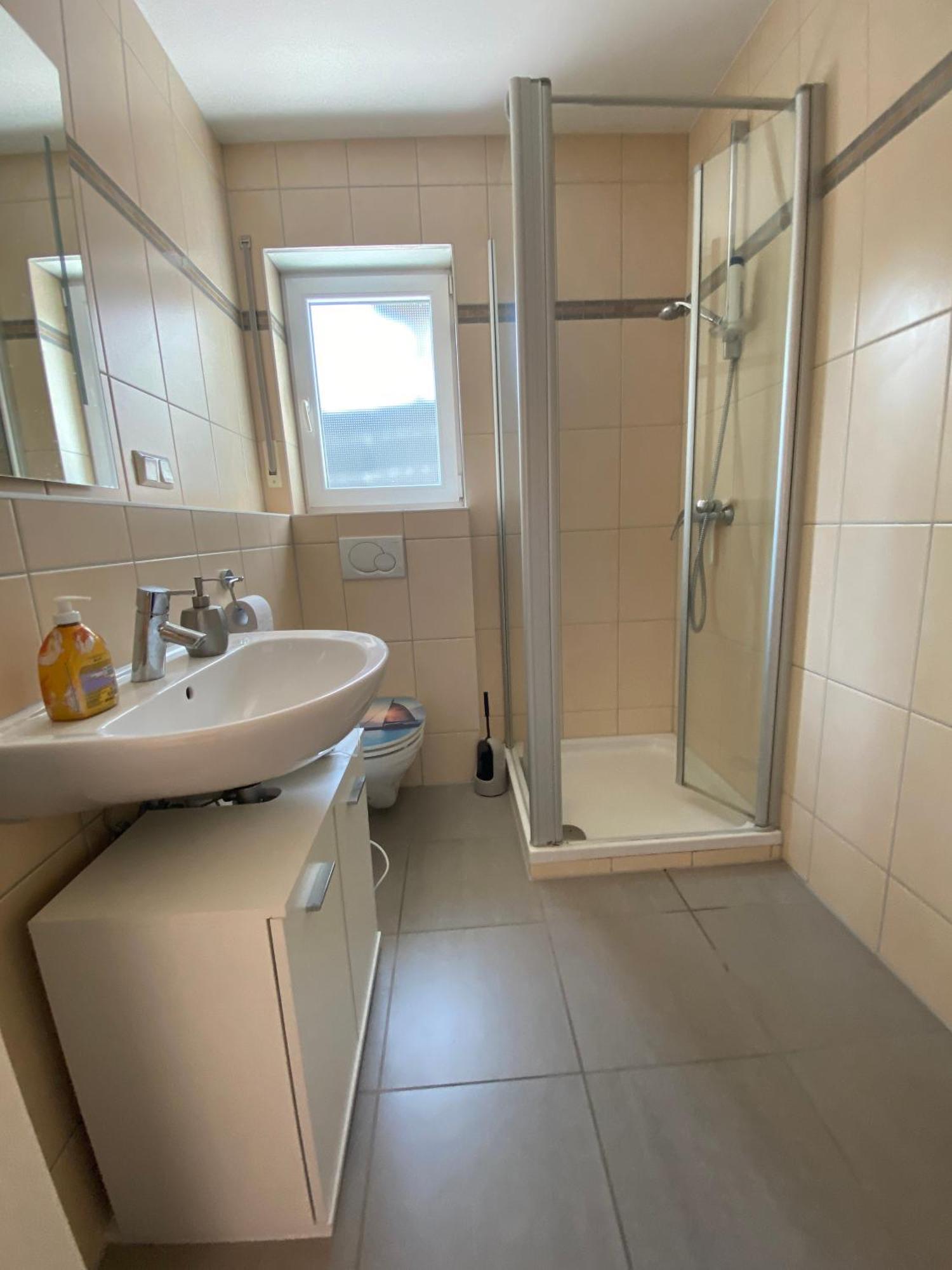 Ferienwohnung An Den Weinbergen Essenheim Esterno foto