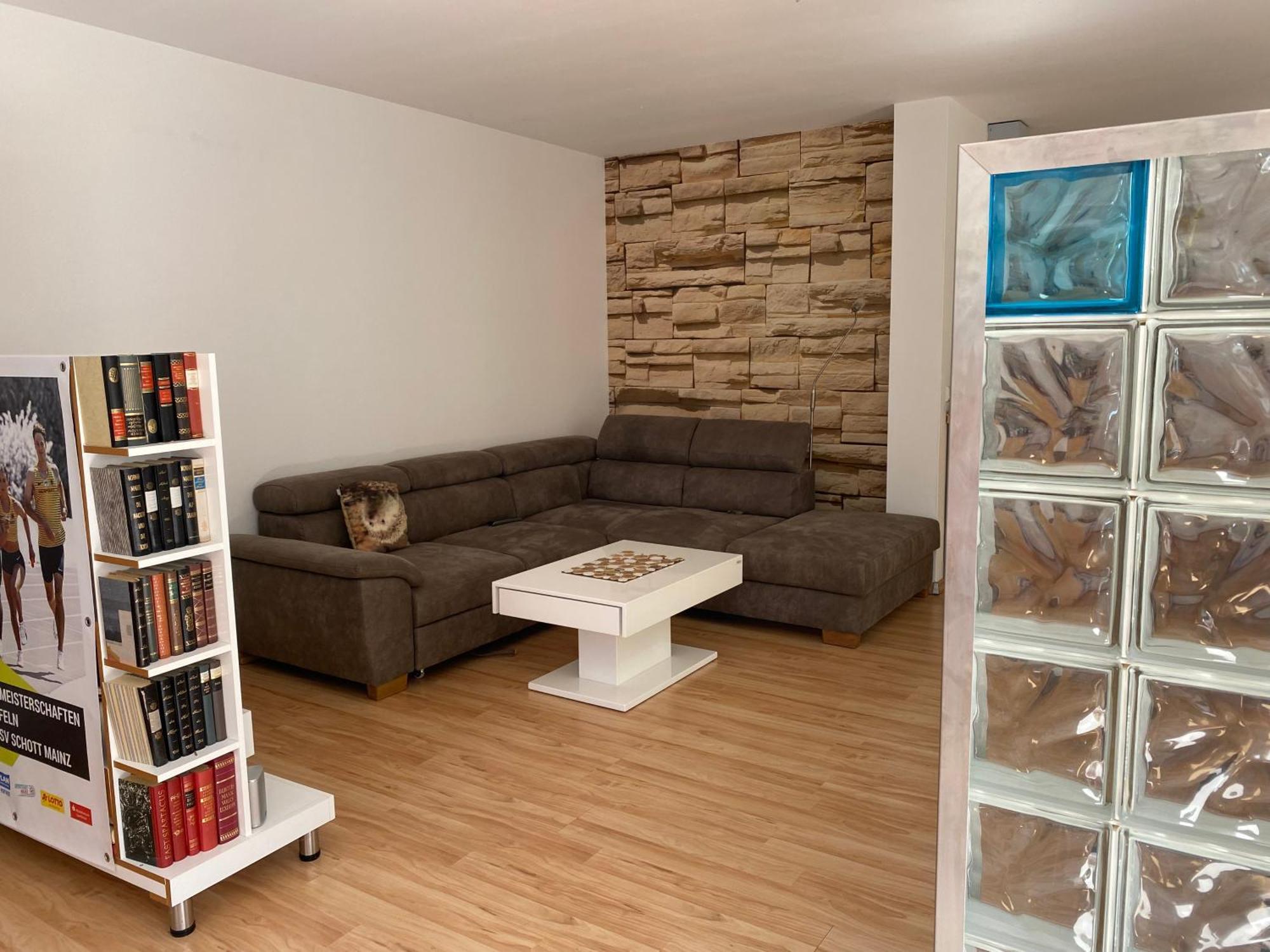 Ferienwohnung An Den Weinbergen Essenheim Esterno foto