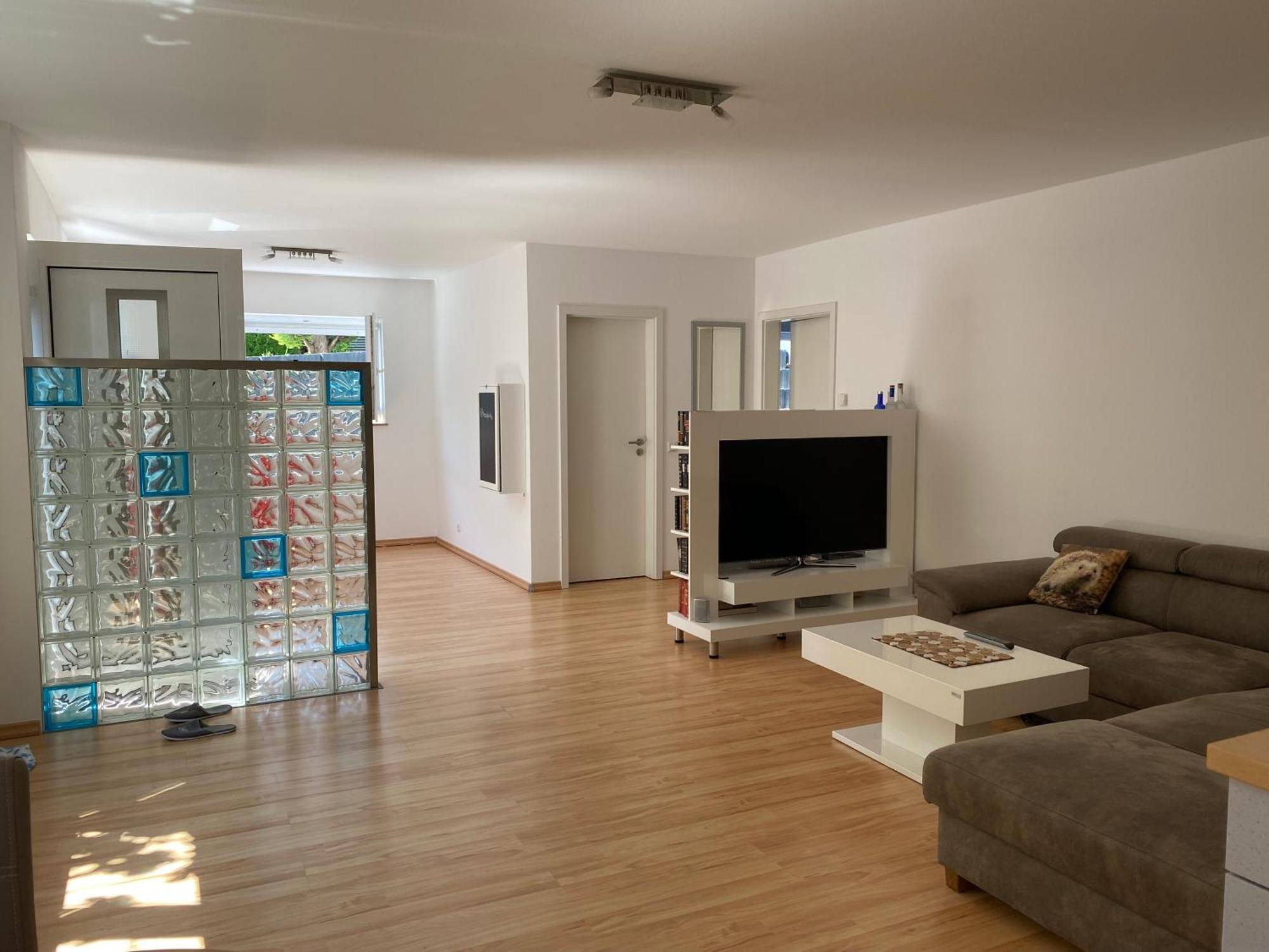Ferienwohnung An Den Weinbergen Essenheim Esterno foto